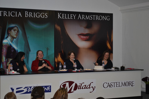 Kelley Armstrong et Patricia Briggs au Bit-Lit Tour 2011 chez Bragelonne