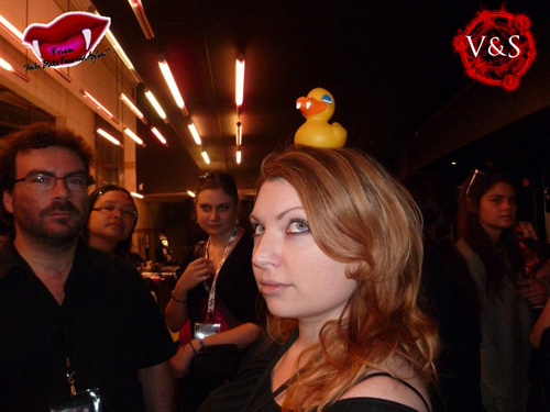 Marika Gallman et Duck, la mascotte d'ABFA