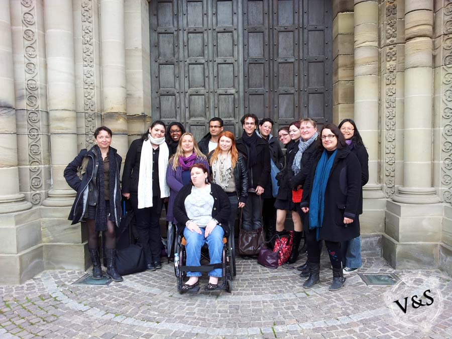 Photo de groupe pour le déjeuner avec Marika Gallman