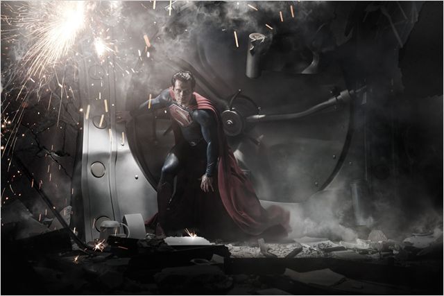 Henry Cavill est Superman dans Man Of Steel